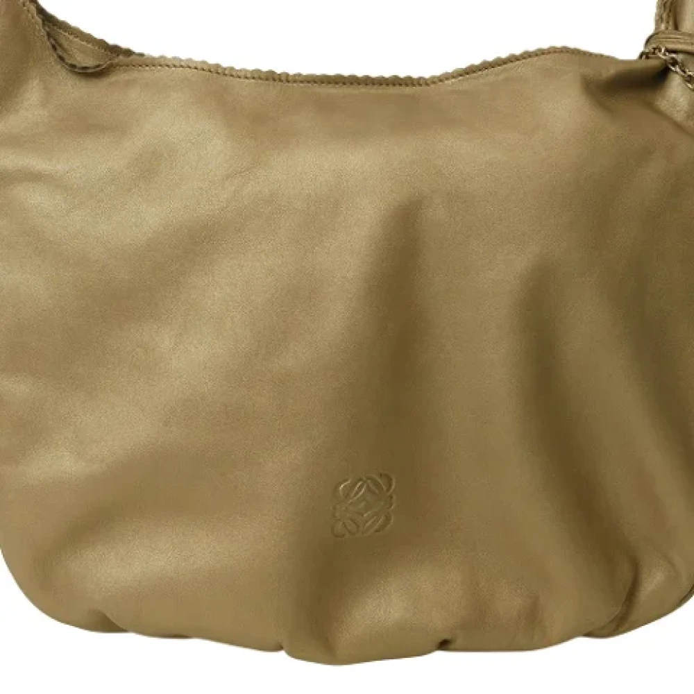 Loewe Pre-owned Leather handbags Green Dames