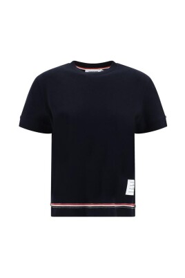 t-shirt-a-bandes-colorees-avec-col-ras-du-cou-cotele