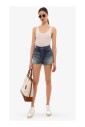 white-ribbed-sleeveless-t-shirt