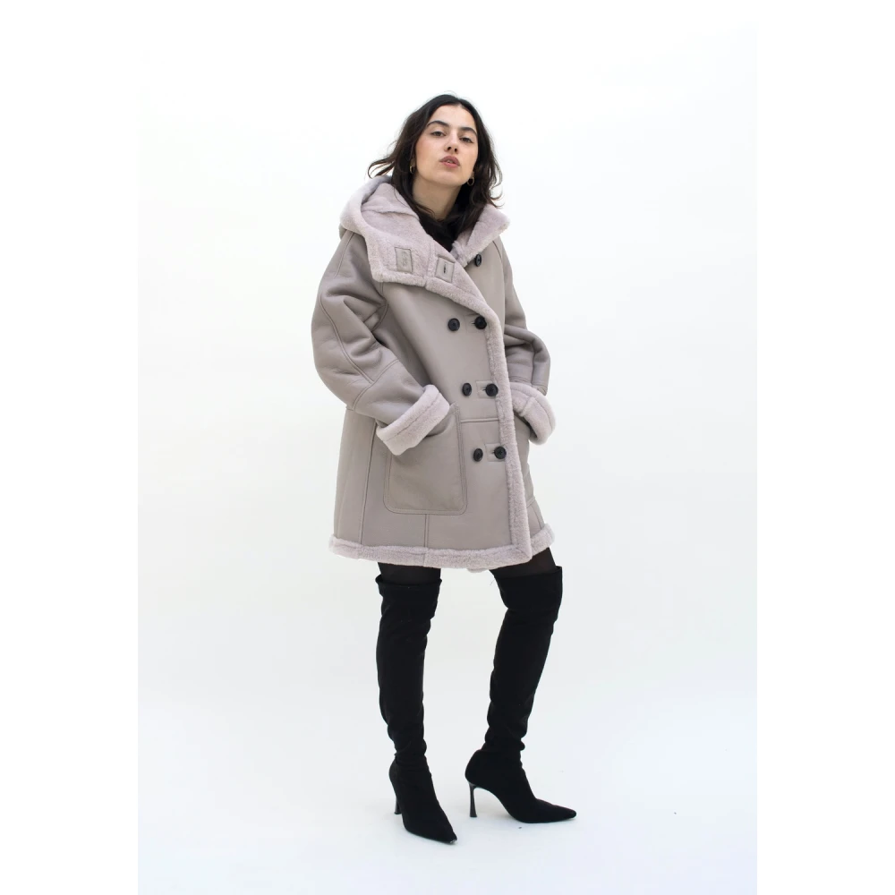 Just Things we Like Chie Shearling Jacket Beige Dames