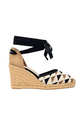 stylish-espadrilles-for-summer-outfits