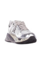 sneakers-argent-avec-details-en-daim