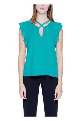 short-sleeve-blouse