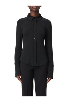 sort-skjorte-med-krave-elegant-og-alsidig