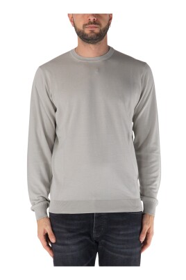 basic-essential-crew-neck-sweater