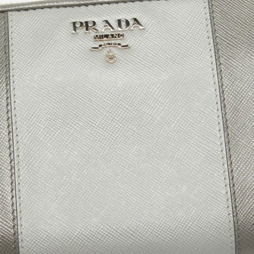 Prada Vintage Pre-owned Leather wallets Gray Dames