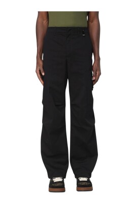 black-cargo-pants-multiple-pockets