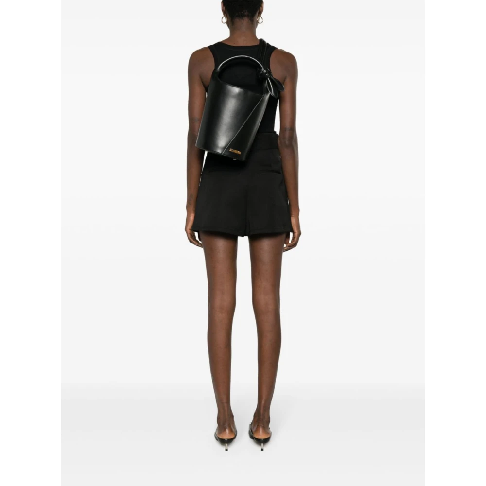Jacquemus Zwarte leren rugzak met knoopdetails Black Dames