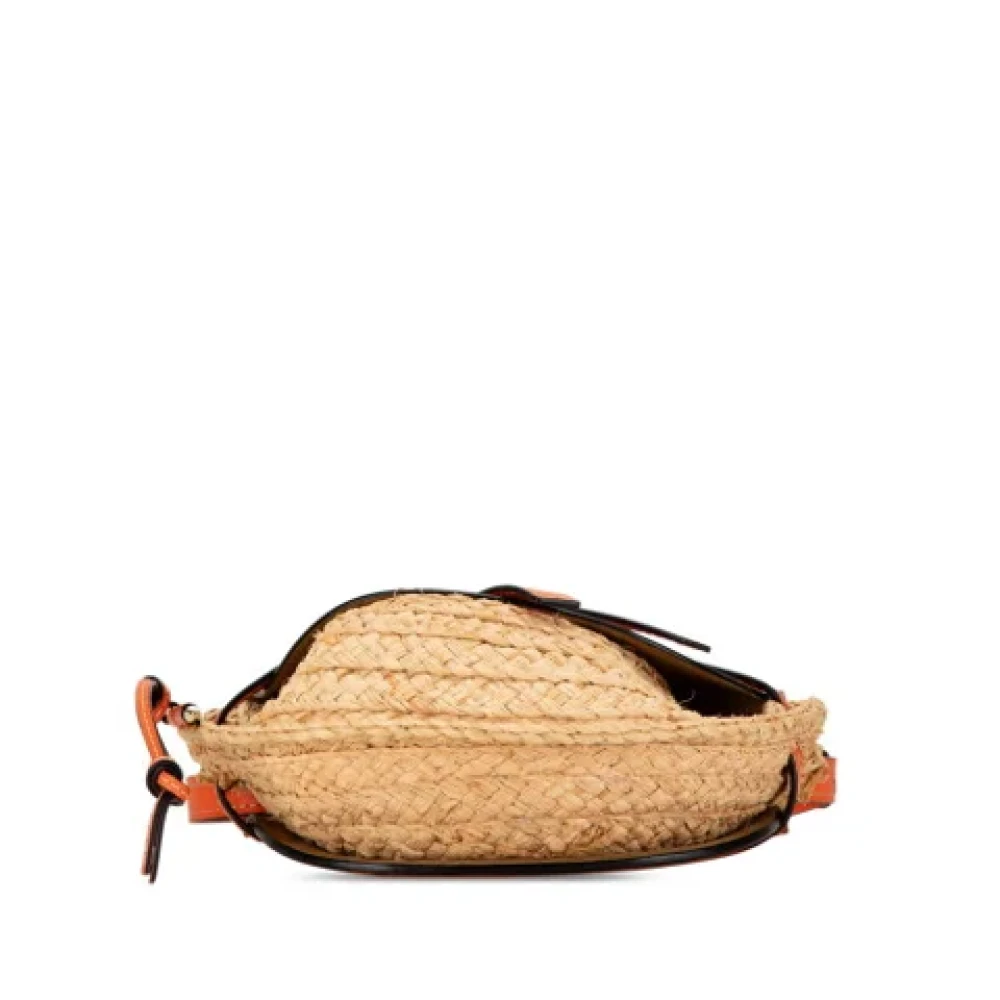 Loewe Pre-owned Leather crossbody-bags Beige Dames