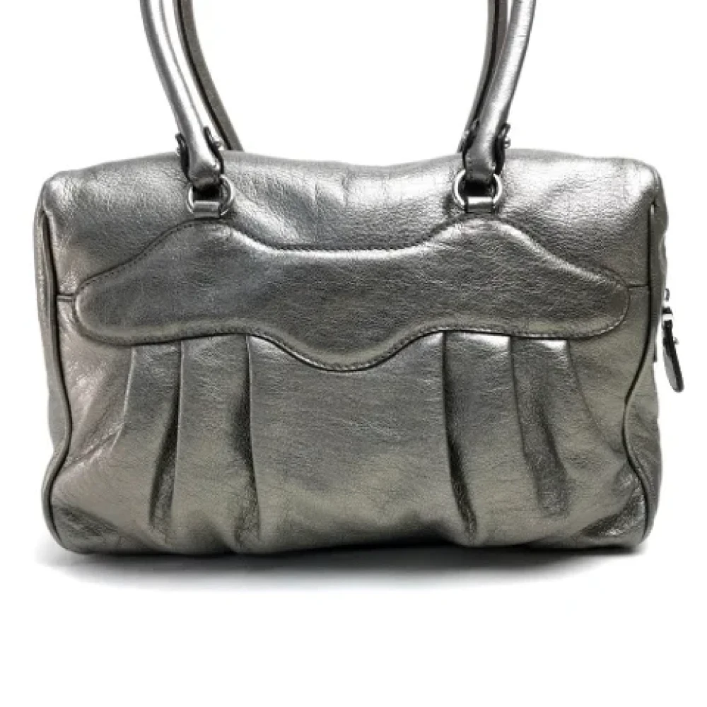 Salvatore Ferragamo Pre-owned Leather handbags Gray Dames