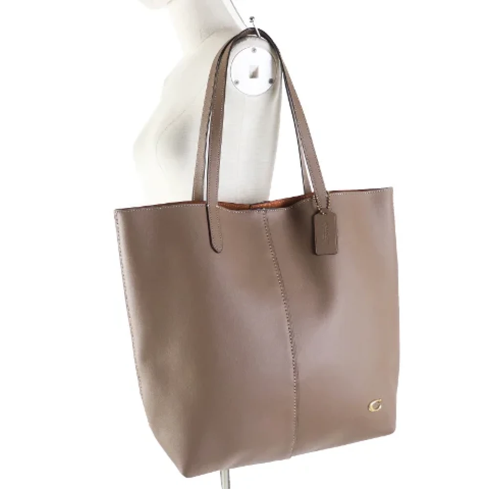 Coach Pre-owned Leather totes Brown Dames