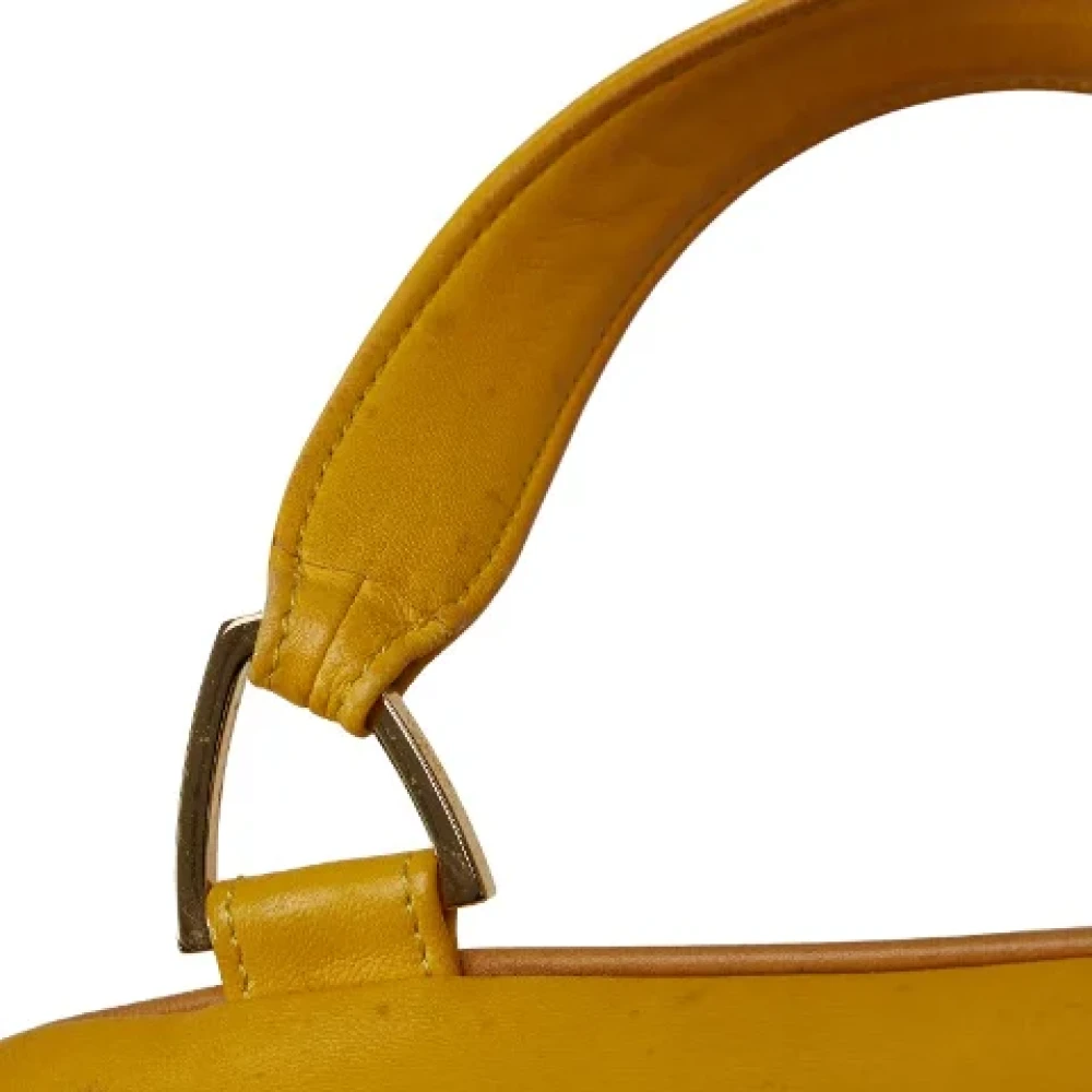 Loewe Pre-owned Leather handbags Yellow Dames