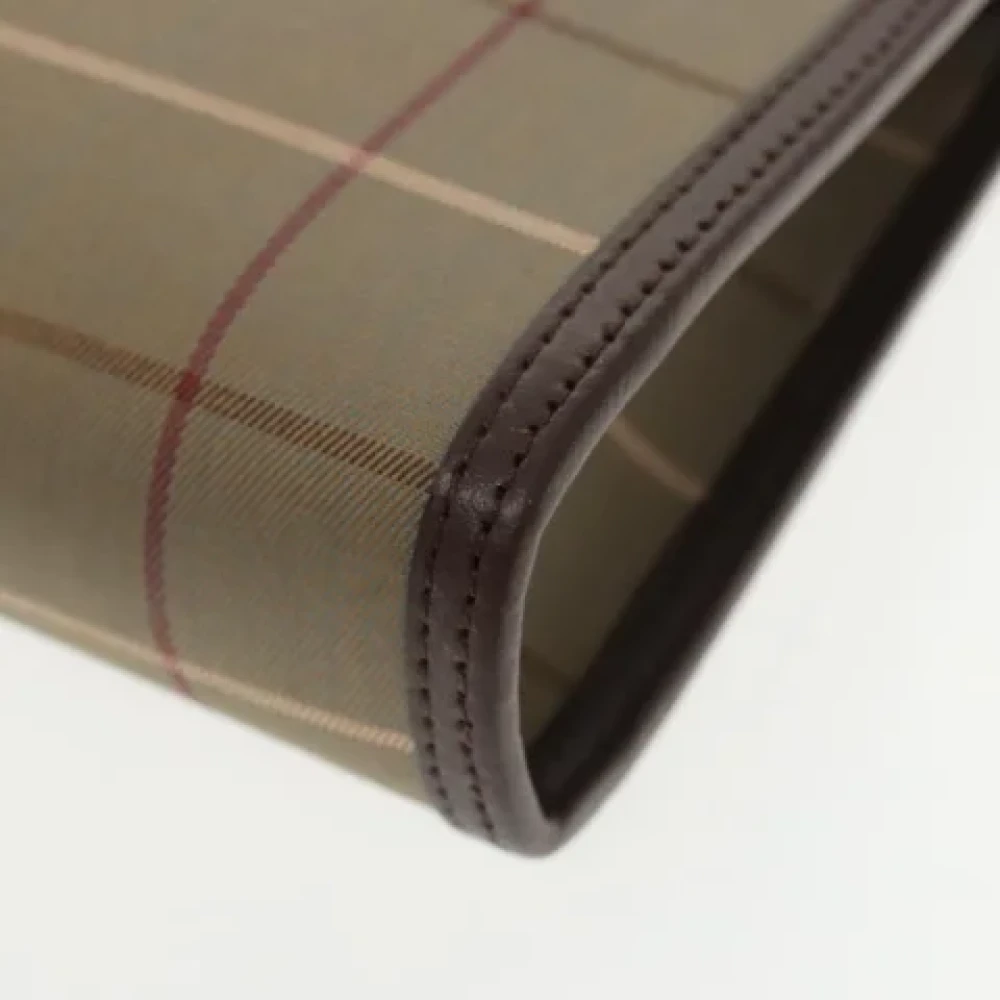 Burberry Vintage Pre-owned Canvas clutches Brown Dames