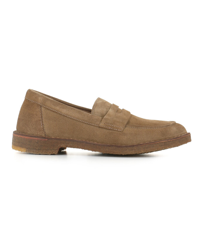 mocassin-militaire-en-daim