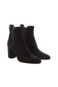 bottine-en-daim-marron-avec-talon