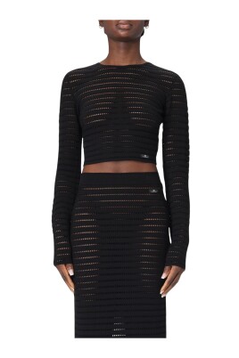pull-noir-en-tricot-a-cable