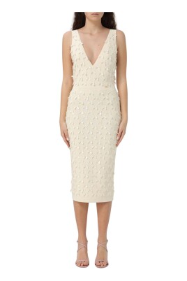 chic-peach-dress-with-flared-hem