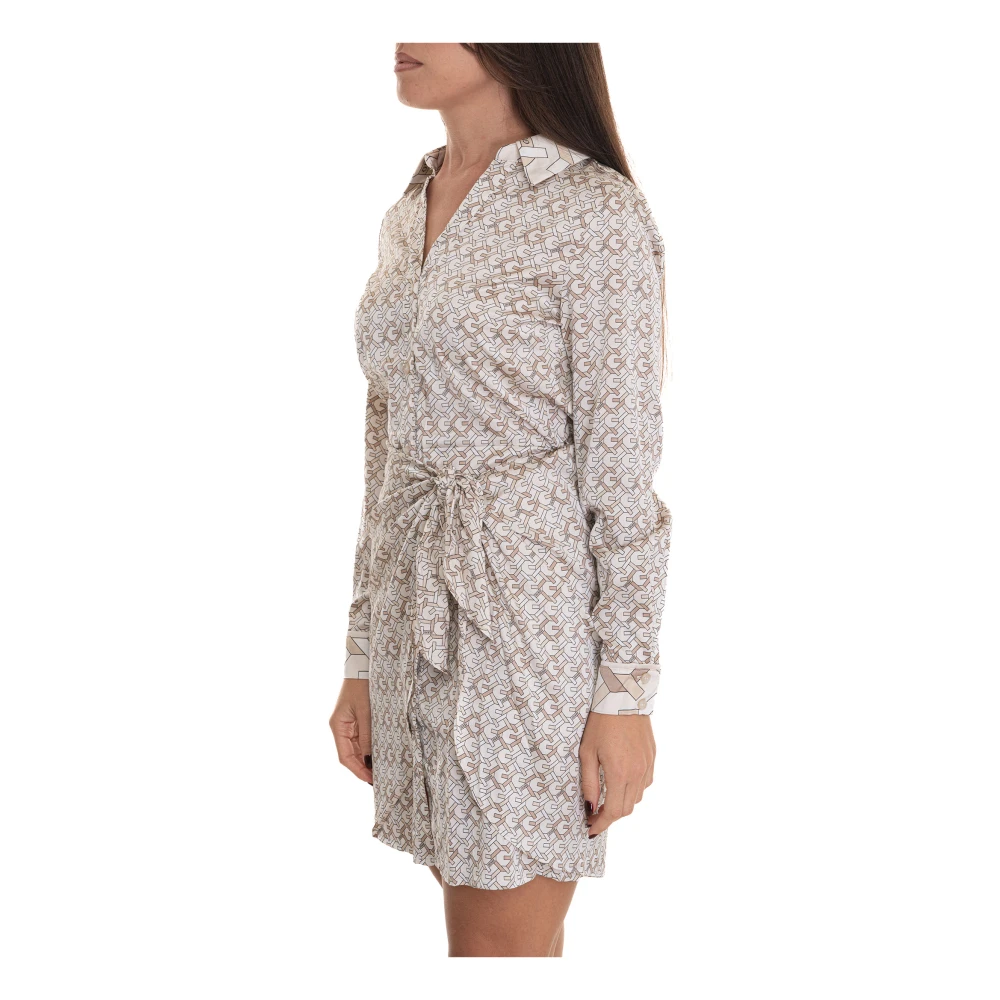 Guess Elegante Zwarte Jurk voor Vrouwen Beige Dames