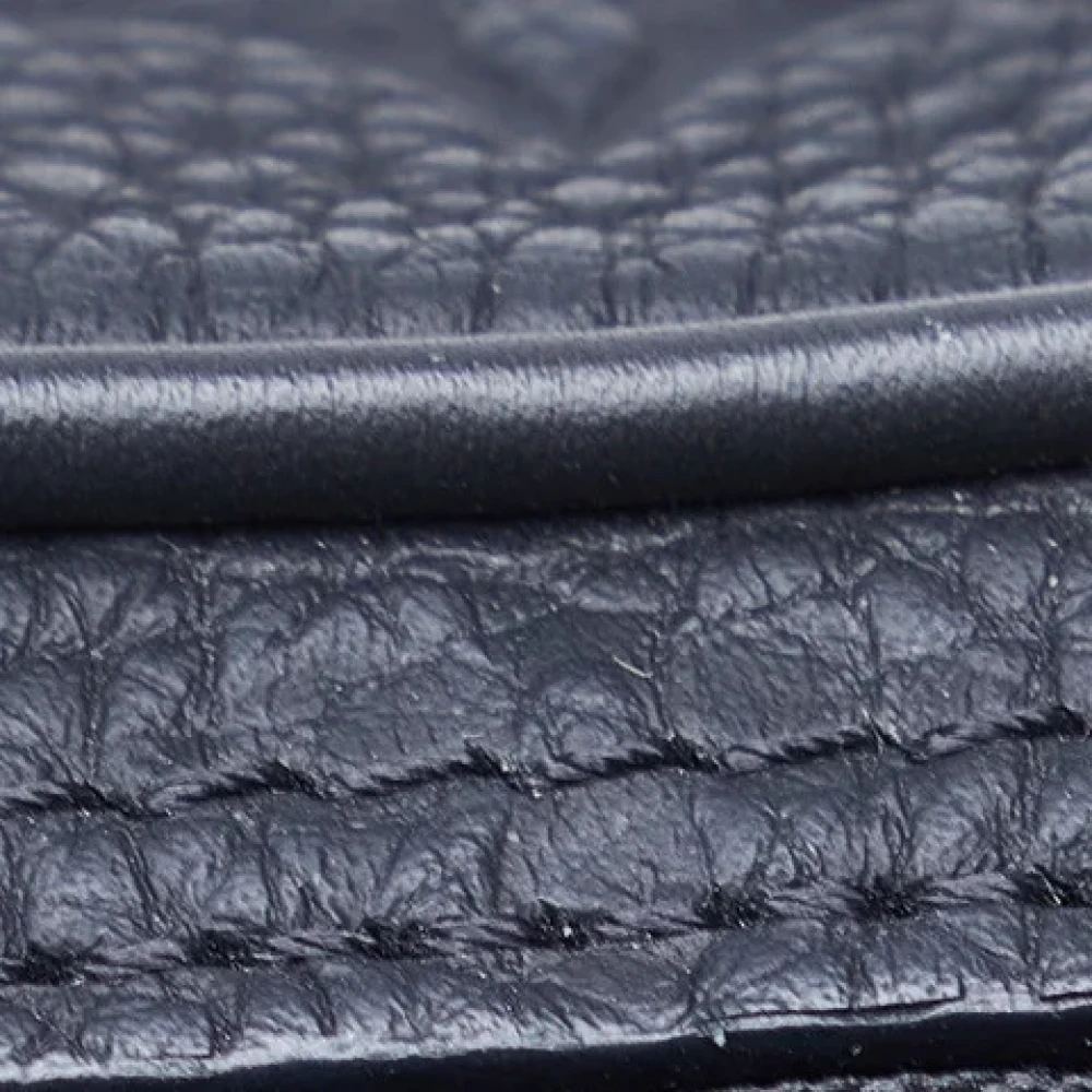 Louis Vuitton Vintage Pre-owned Leather crossbody-bags Black Heren