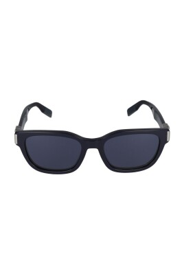 iconic-man-sunglasses