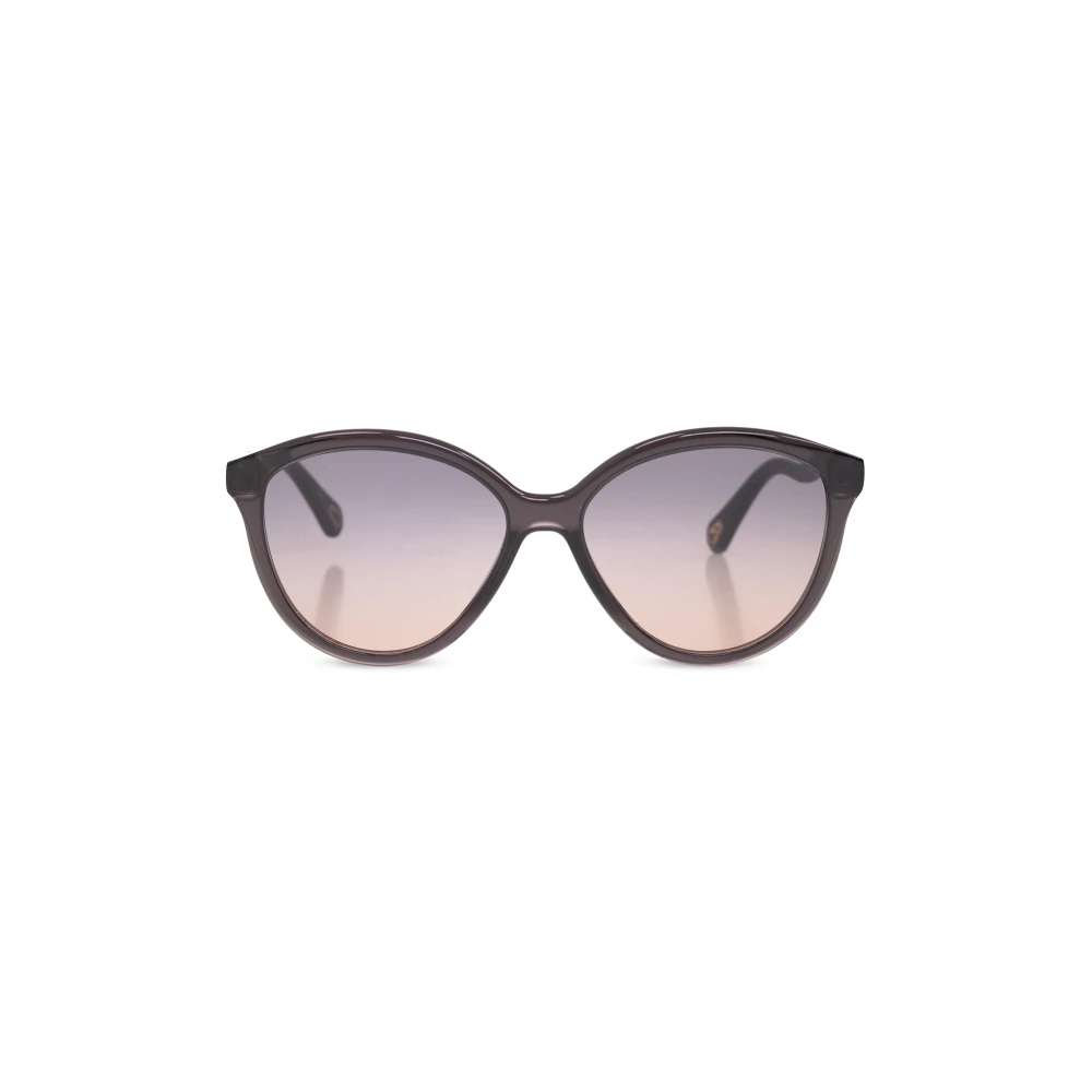 Solbriller med indgraveret logo