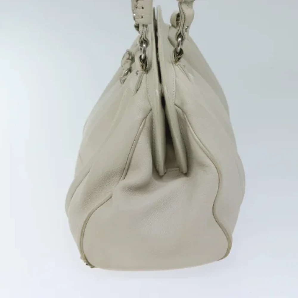 Dior Vintage Pre-owned Leather handbags White Dames