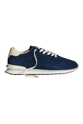 riga-sneakers