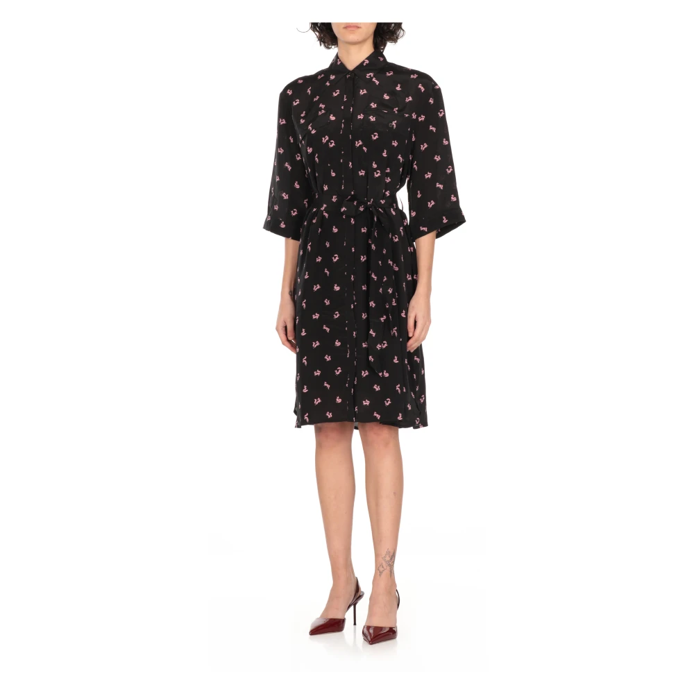 Maison Kitsuné Zwarte Fancy Fox Chemisier Jurk Black Dames