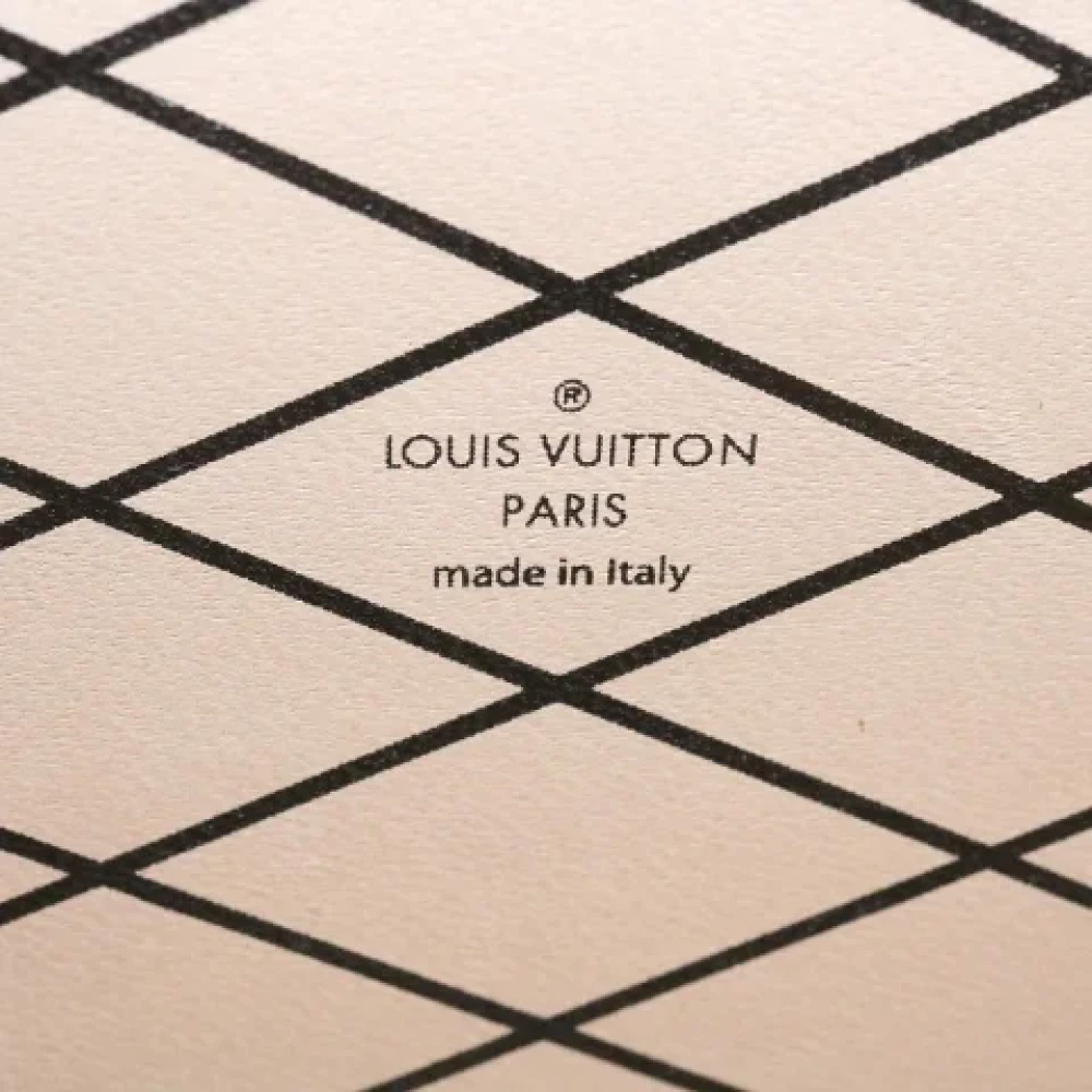 Louis Vuitton Vintage Pre-owned Leather louis-vuitton-bags Gray Dames