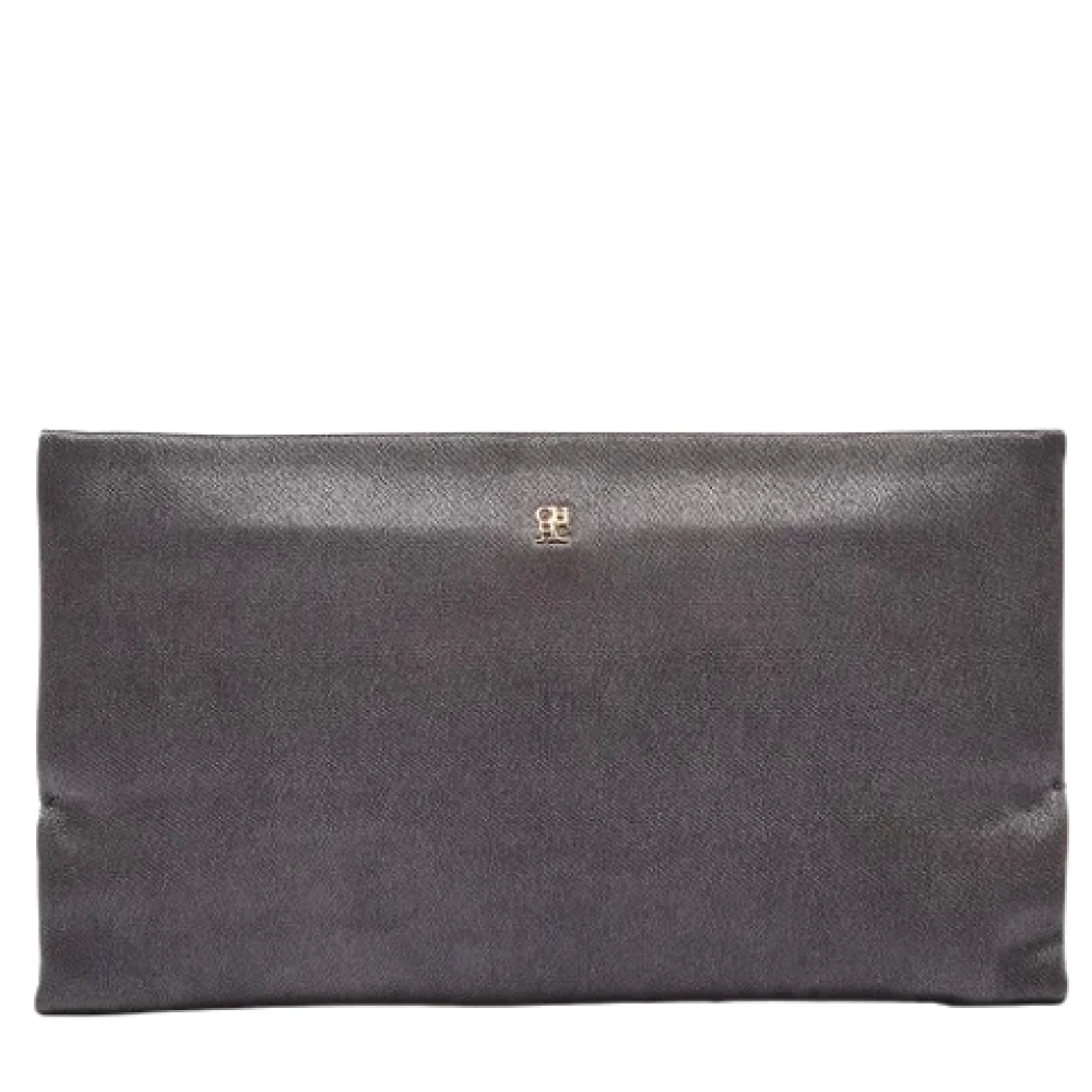 Carolina Herrera Pre-owned Satin clutches Gray Dames