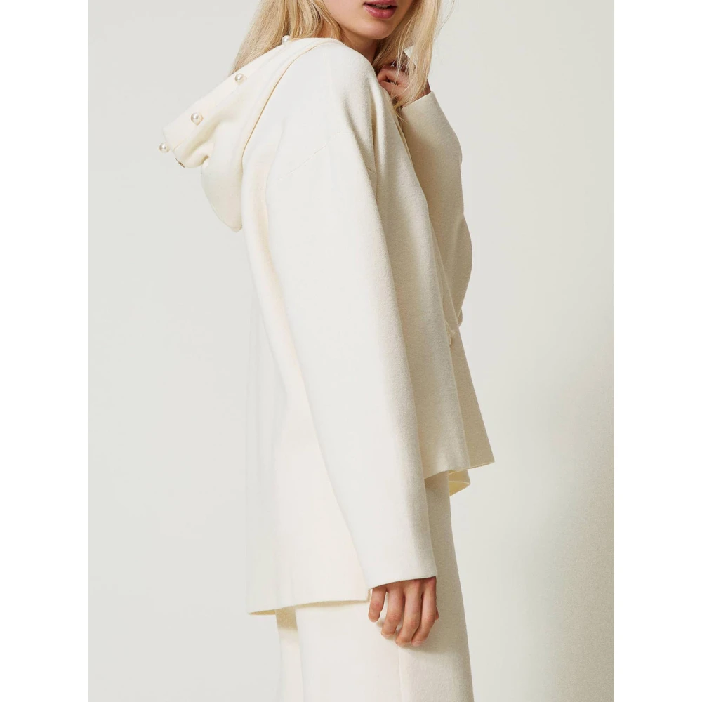 Actitude Witte Sweater met Handgemaakte Parel Detail White Dames