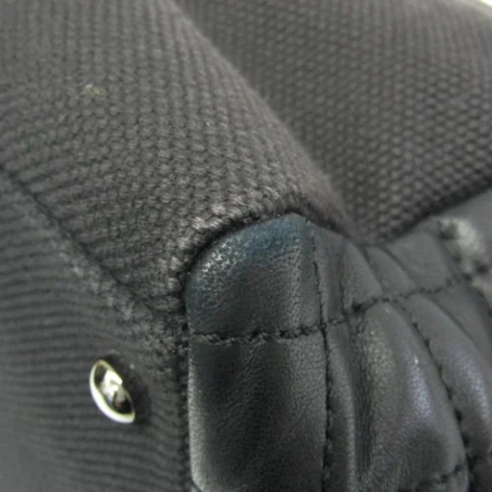 Chanel Vintage Pre-owned Canvas shoulder-bags Black Dames