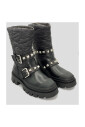 bottes-de-motard-avec-clous-et-boucles