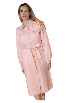 denim-skjortklanning-med-framknappar
