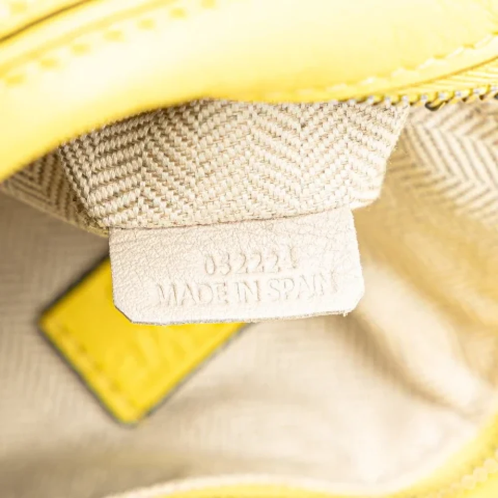 Loewe Pre-owned Leather crossbody-bags Yellow Dames
