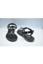 chaussures-noires-a-lacets-style-elegant