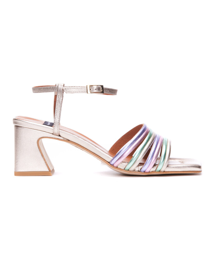 high-heel-sandals