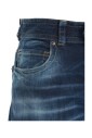 blue-wide-leg-jeans-elegant-style