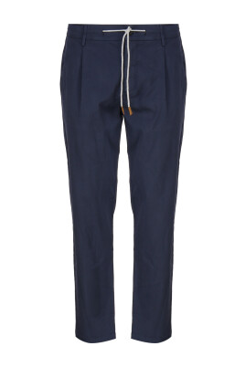 slim-fit-trousers