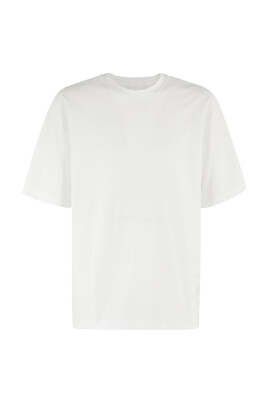 t-shirt-blanc-a-col-rond-avec-patch-logo