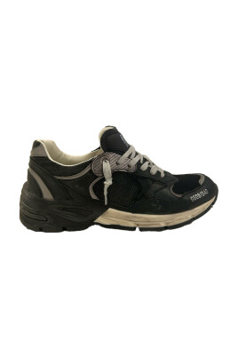 dad-star-baskets-black-silver-lace-up-sneakers