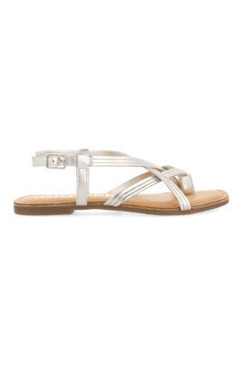 sandales-argent-en-cuir-avec-brides-croisees