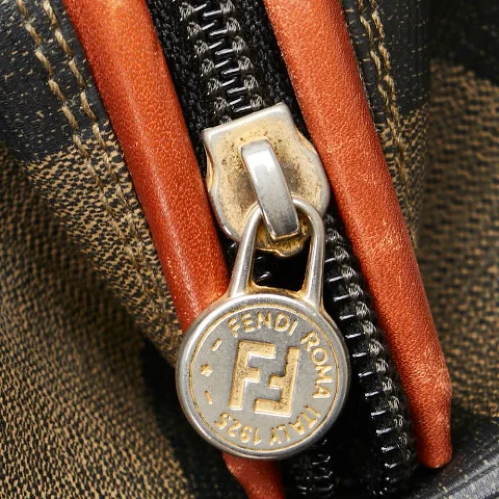 Fendi Vintage Pre-owned Canvas handbags Brown Dames