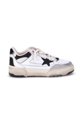 vintage-low-top-basketball-sneakers