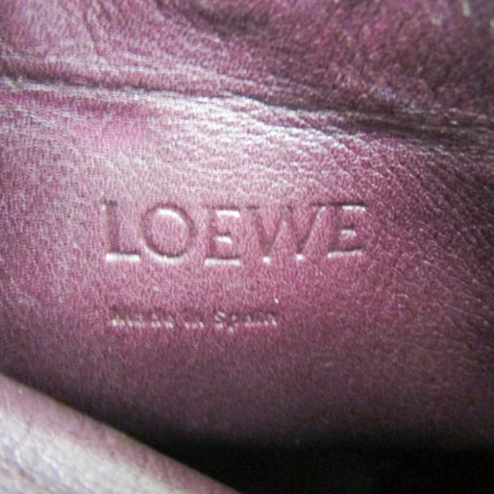 Loewe Pre-owned Leather shoulder-bags Red Dames
