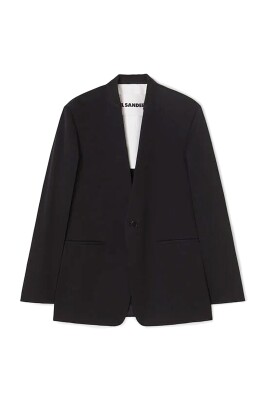 black-wool-blazer-elegant-layering