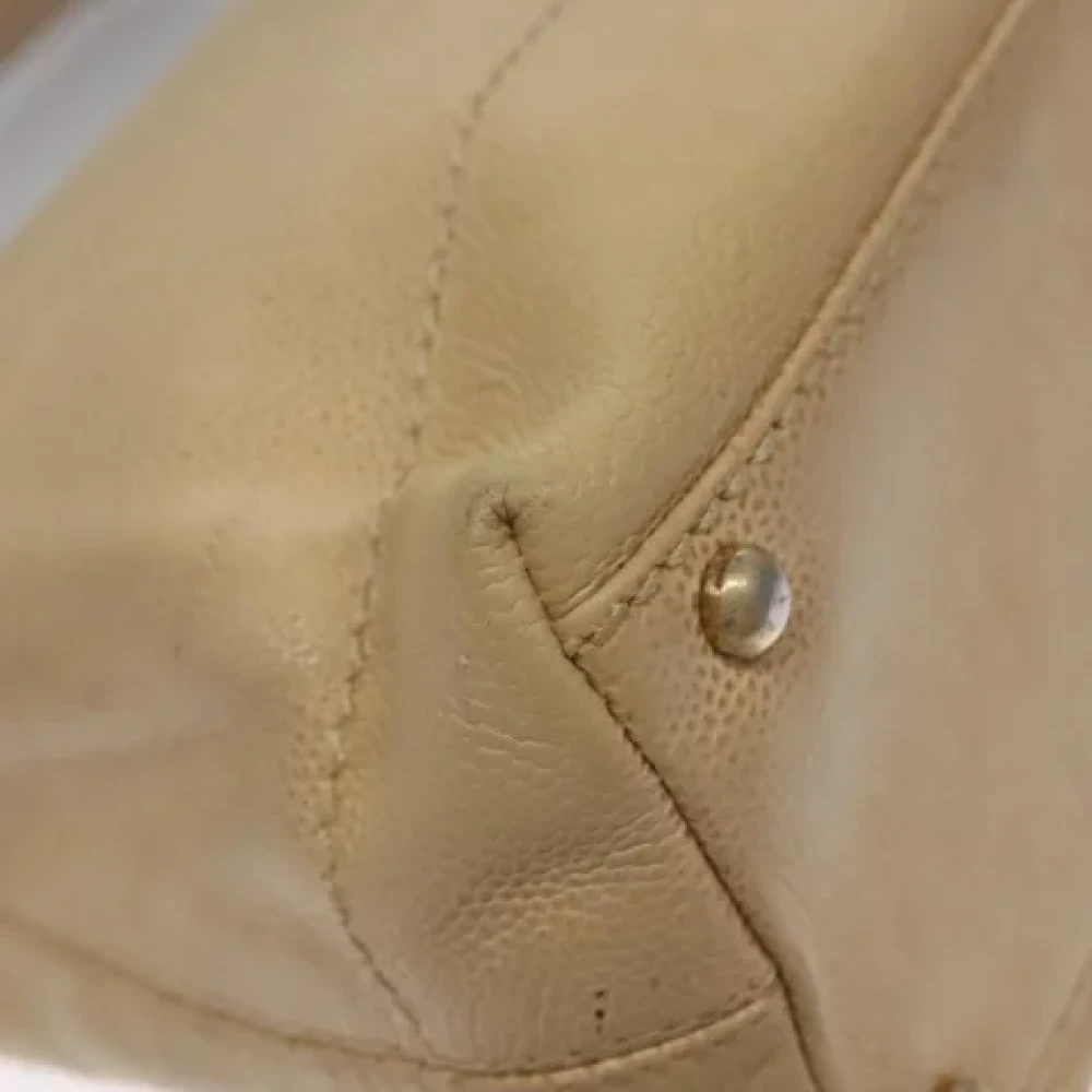Chanel Vintage Pre-owned Leather chanel-bags Beige Dames