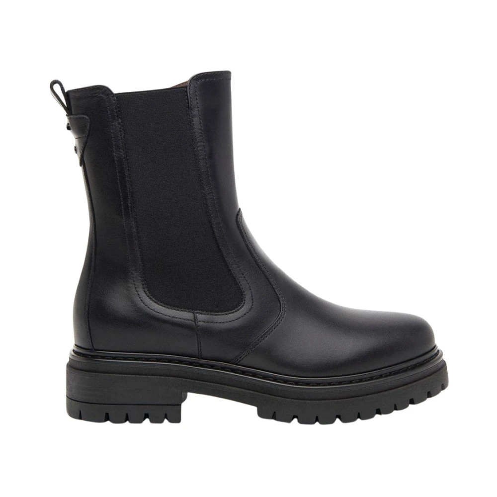 Shoes > Boots > Chelsea Boots - - Nerogiardini - Modalova