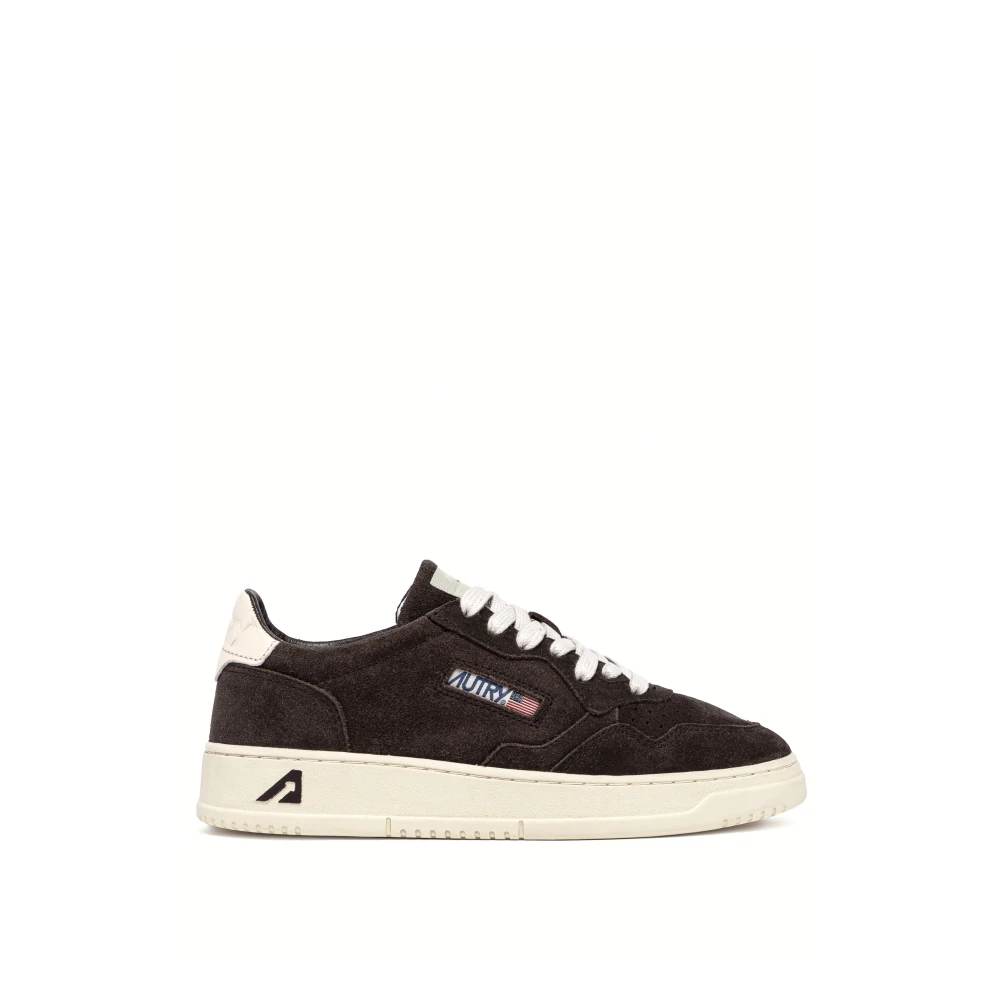 Autry Bruine Nabuck Medalist Sneaker voor vrouwen Dames Schoenen