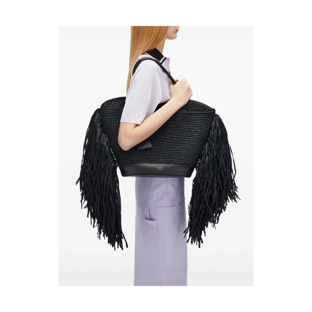Salvatore Ferragamo Zwarte Raffia Franje Handtas Black Dames